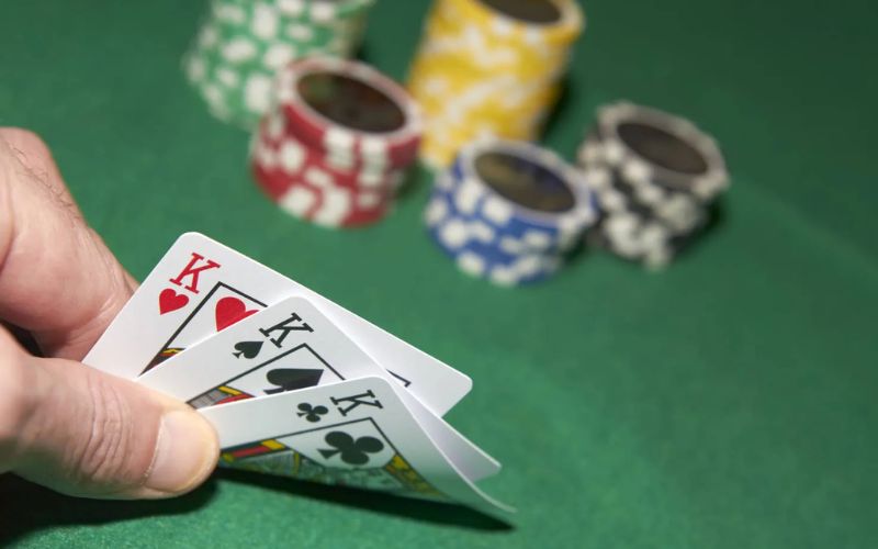 kỹ năng hand poker giúp chơi bất bại